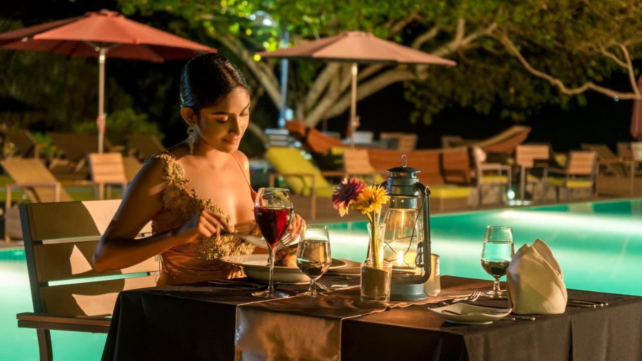 Sooriya Resort & Spa Tangalle Exteriör bild